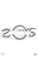 Paparazzi - Desert Cat - Silver Bracelet Fashion Fix Clasp