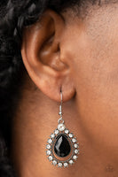 Paparazzi - Divinely Duchess - Black Earrings