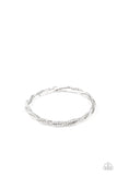 Paparazzi - Glitzy Gleam - White Bracelet