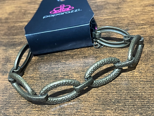 Paparazzi Brass Clasp Bracelet #1747