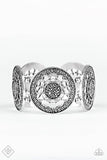 Paparazzi - Marigold Medallions - Silver Bracelet Stretchy Fashion Fix