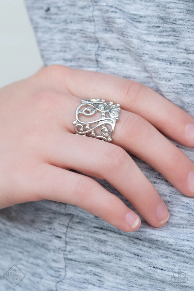 Paparazzi - REGAL Advice - Silver Paparazzi Ring #299
