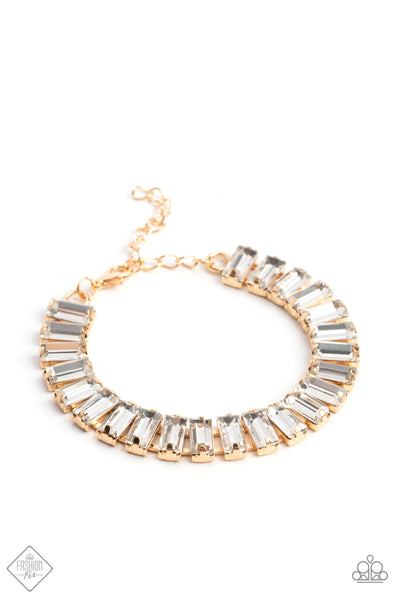 Paparazzi - Darling Debutante - Gold Bracelet Clasp Fashion fix