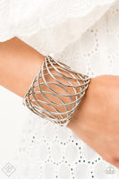 Paparazzi - Dizzyingly Diva - Silver Bracelet Cuff Fashion Fix