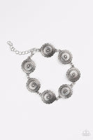 Paparazzi -  Prairie Posh - Silver Bracelet #4883