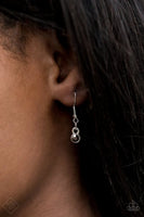Paparazzi- Leave it to LUXE - Silver Necklace Fashion Fix