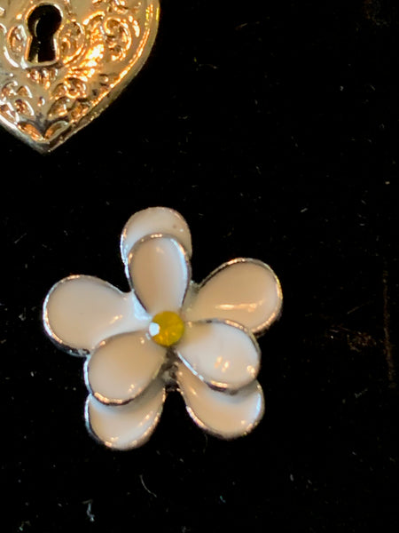 Paparazzi - Starlet Shimmer Ring Flower