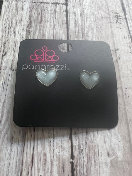Paparazzi - Starlet Shimmer Heart Blue Earrings