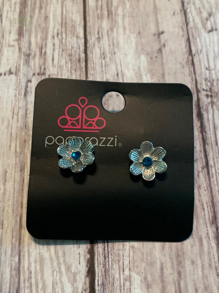 Paparazzi - Starlet Shimmer Earrings Flower Blue