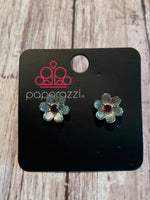 Paparazzi - Starlet Shimmer Earrings Flower Red