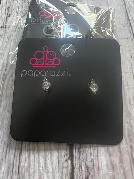 Paparazzi - Starlet Shimmer Earrings White