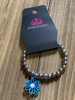 Paparazzi - Starlet Shimmer Bracelet - Flower Blue