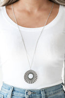 Chicly Centered - Multi - Paparazzi Necklace