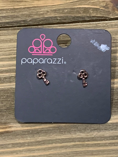 Paparazzi - Starlet Shimmer Earrings Keys