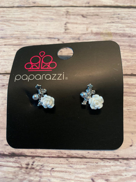Paparazzi - Starlet Shimmer Earrings - Silver