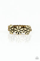 Daisy Dapper - Brass Flower - Paparazzi Ring