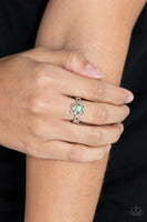 Paparazzi - Vibrant Vibes - Green Paparazzi Ring
