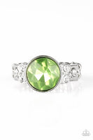 Paparazzi - Poshly Pampered - Green Paparazzi Ring
