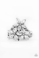 Paparazzi - Gardenia Grandeur - White Ring #2005