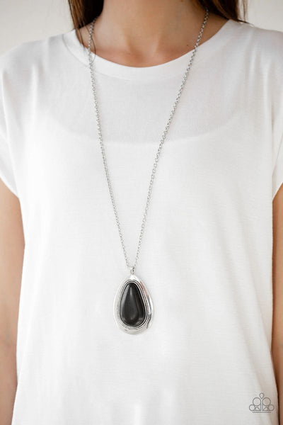 Paparazzi - BADLAND to The Bone - Black Necklace