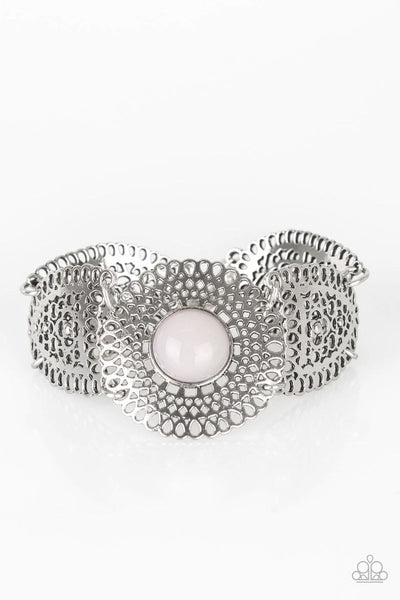 Avant-VANGUARD - Gray Silver - Paparazzi Clasp Bracelet