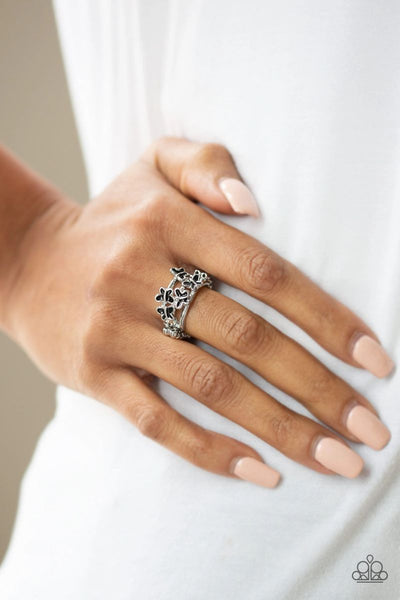 Fluttering Fashion - Black - Paparazzi Ring