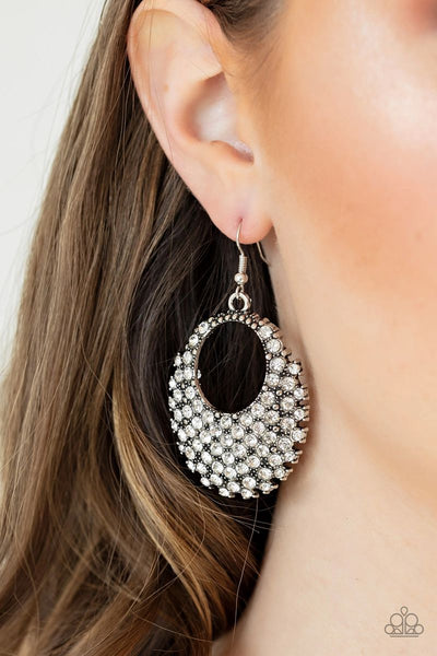 Paparazzi - Fierce Flash - White Earrings #4249 (D)
