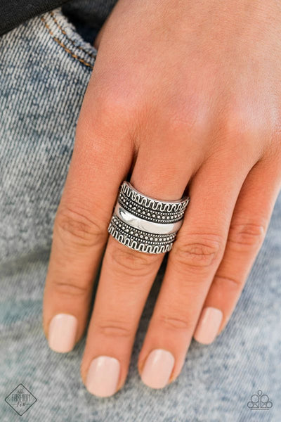 Sahara Style - Silver - Paparazzi Ring Fashion Fix