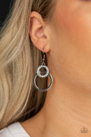 Paparazzi - Regal Refinery - Black Earrings