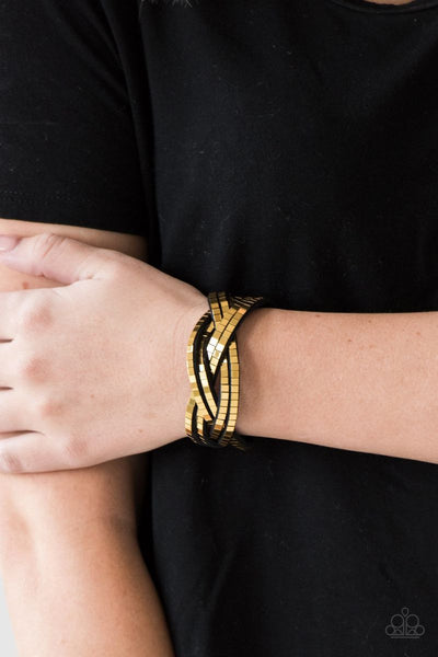 Looking For Trouble - Gold - Paparazzi Snap Bracelet