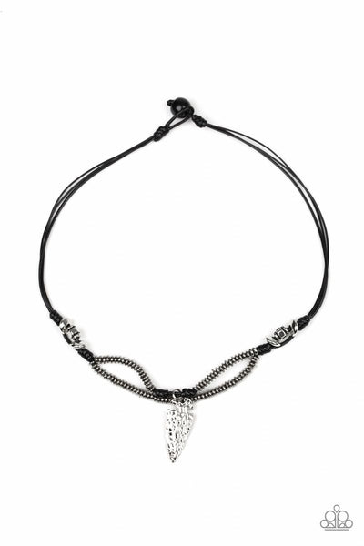 Paparazzi - Off With His ARROWHEAD - Black Urban Necklace
