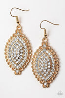 Paparazzi - Pretty Prestigious - Gold Earrings #2149 (D)