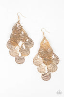 Paparazzi - Lure Them In - Gold Earrings
