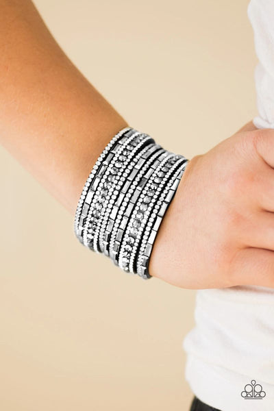 Wham Bam Glam -  Black/White - Paparazzi Snap Bracelet  #2566 (D)