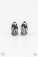 Dining Out - Black - Paparazzi Clip-on Earrings #410 (D)