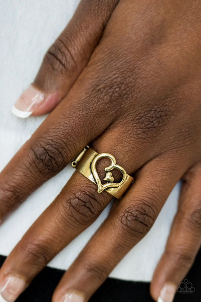 Paparazzi - Cute As Cupid - Brass Ring #3919
